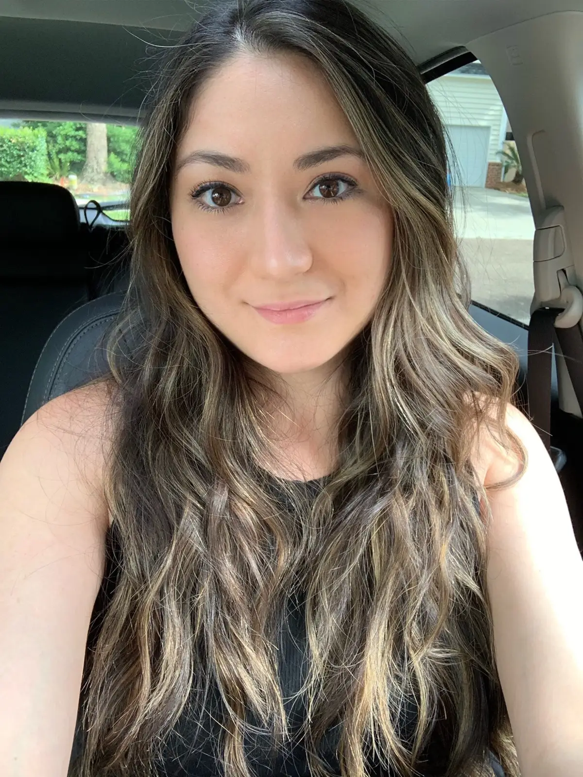 Angela R